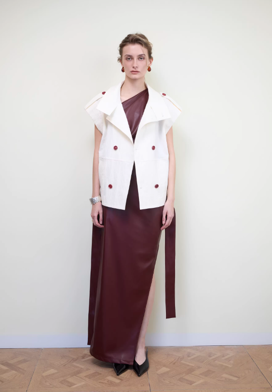 Ivory Frame – Contrast Sculpted Vest